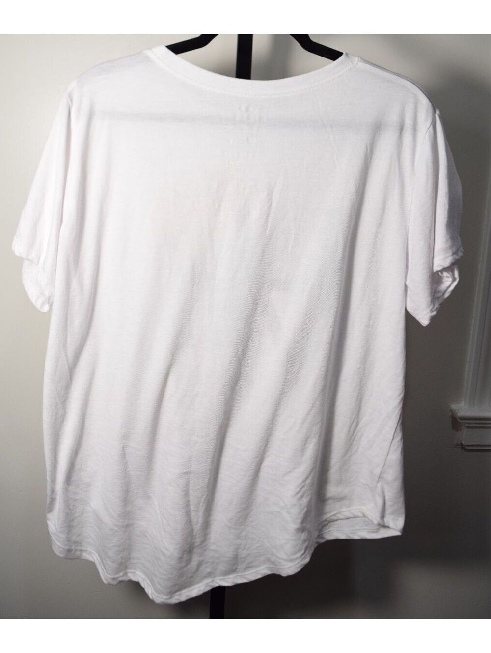 Disney Mickey Mouse Rainbow Pride LOVE Graphic T-Shirt White Size L - Picture 2 of 5